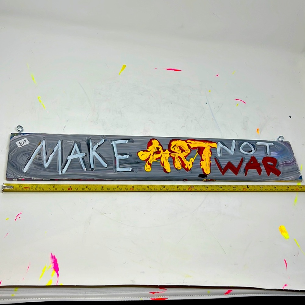 MAKE ART NOT WAR